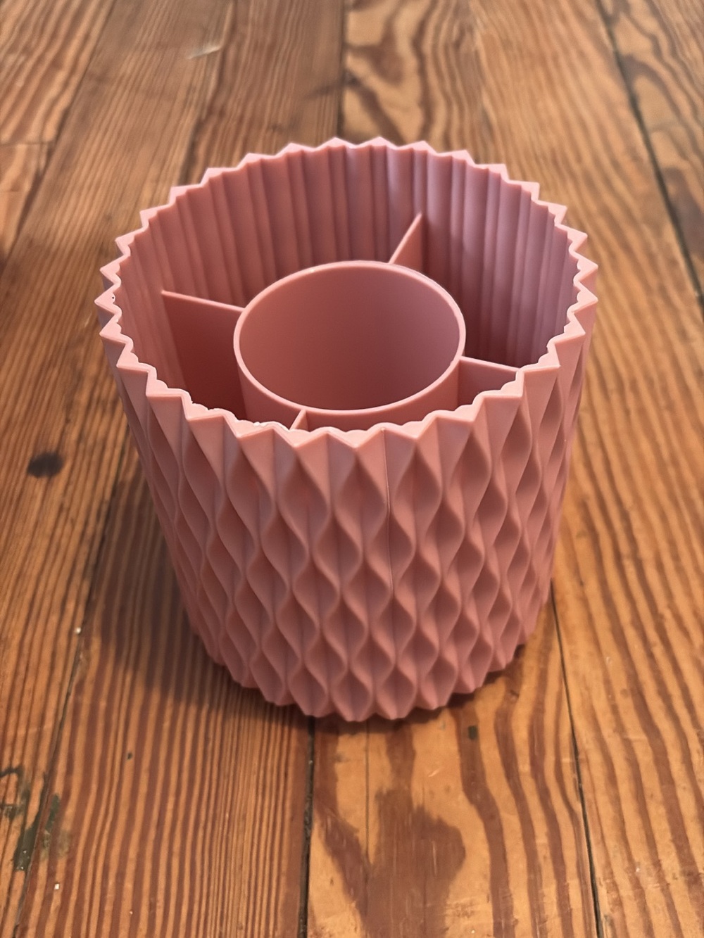 Textured Silicone Pink Utensil & Makeup Organizer